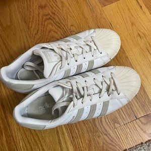 Adidas Superstar, women’s size 7.5 US